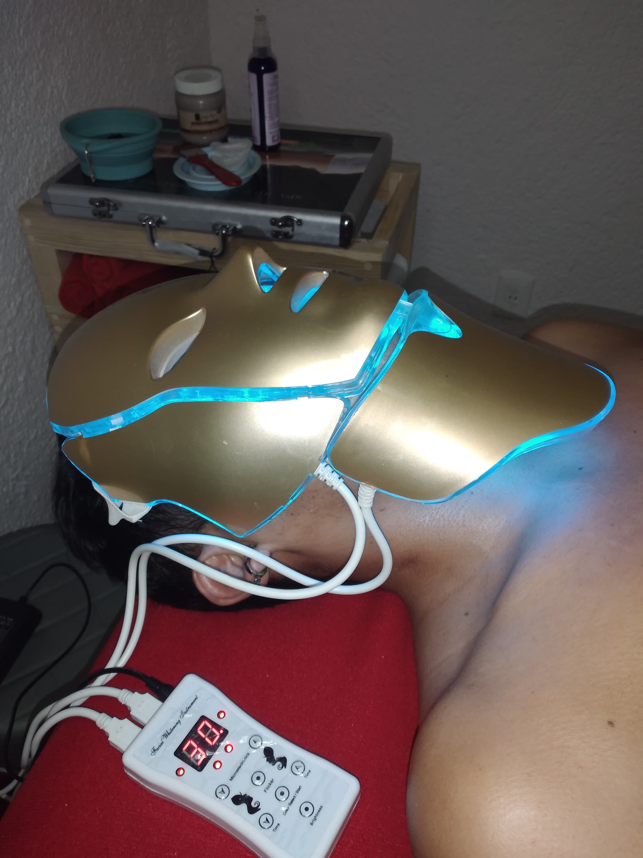 LIMPIEZA FACIAL PROFUNDA CON MICRODERMOABRASIÓN  - 5